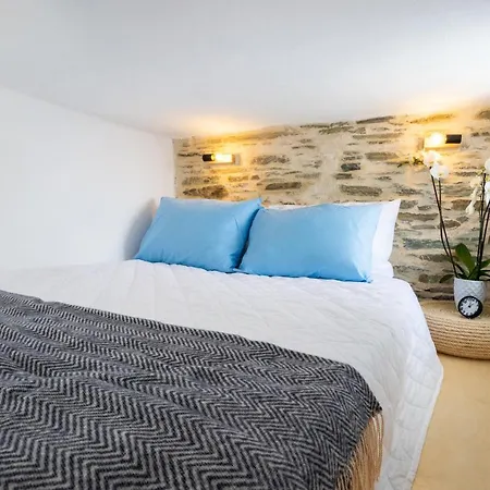 Nacros Karpathou * Olympos (Karpathos)